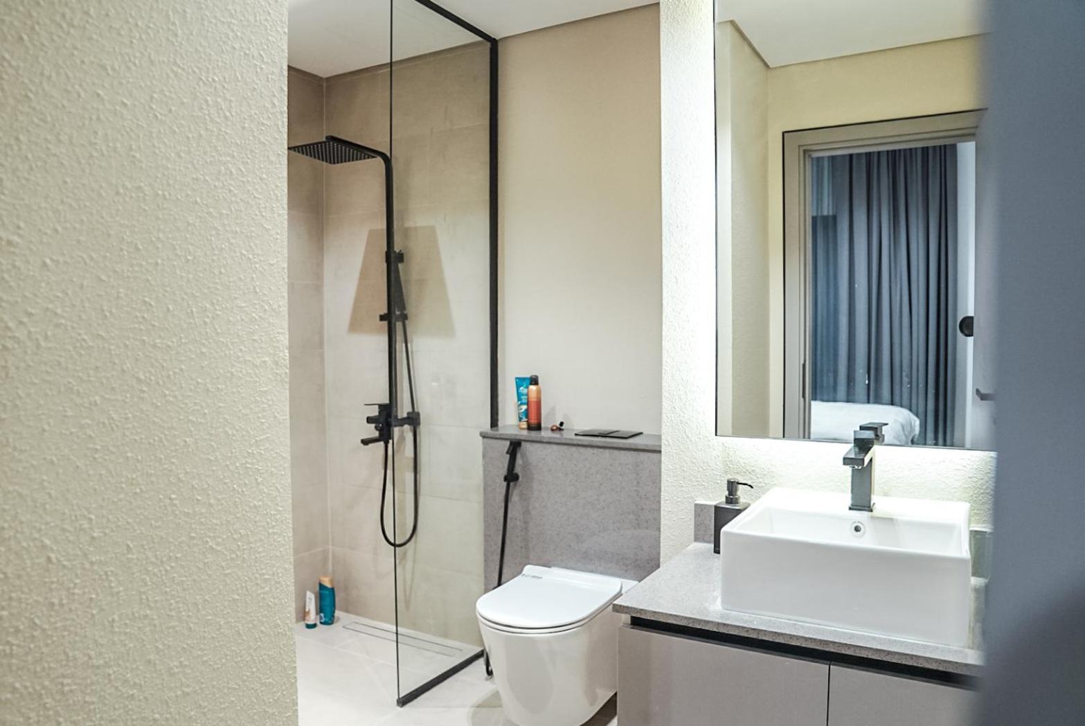 Stylish & Cozy Awaits *